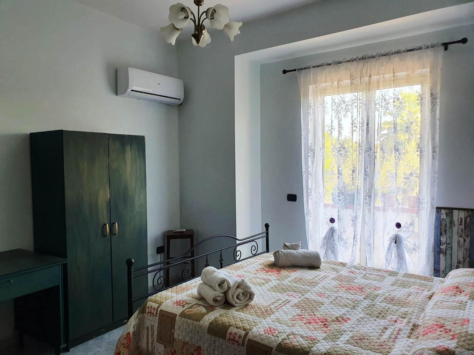 Libro Di Sogni - B&B Letterario กาแซร์ตาเวคเกีย ภายนอก รูปภาพ